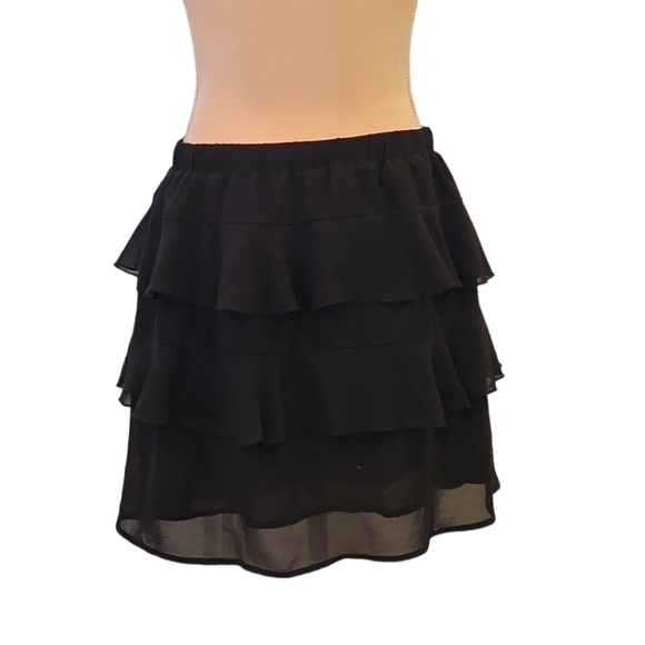 PrettyLittleThing Formal Black Skirt Size 14 - Picture 2 of 6
